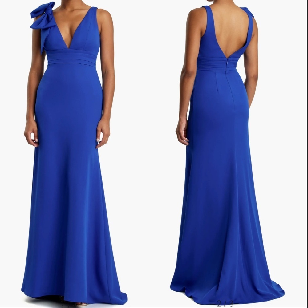 NEW Mac Duggal Bow Blue Shoulder V-Neck Sleeveless Gown sz 14